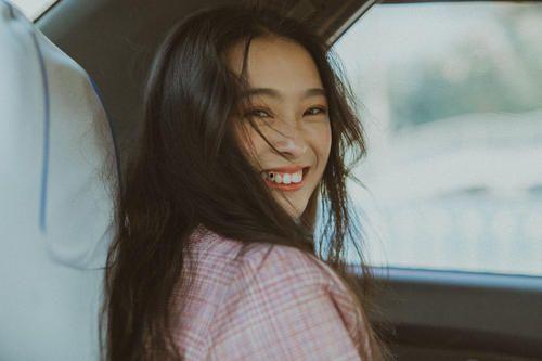 娱乐圈吃瓜没有解说吗,揭秘幕后真相，无需解说！