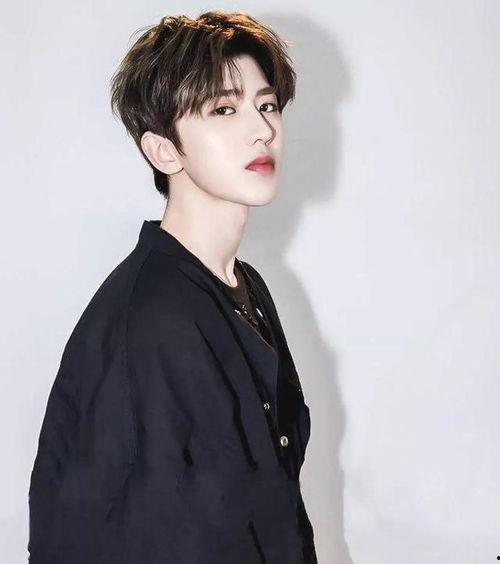 娱乐圈八卦吃瓜蔡徐坤图片